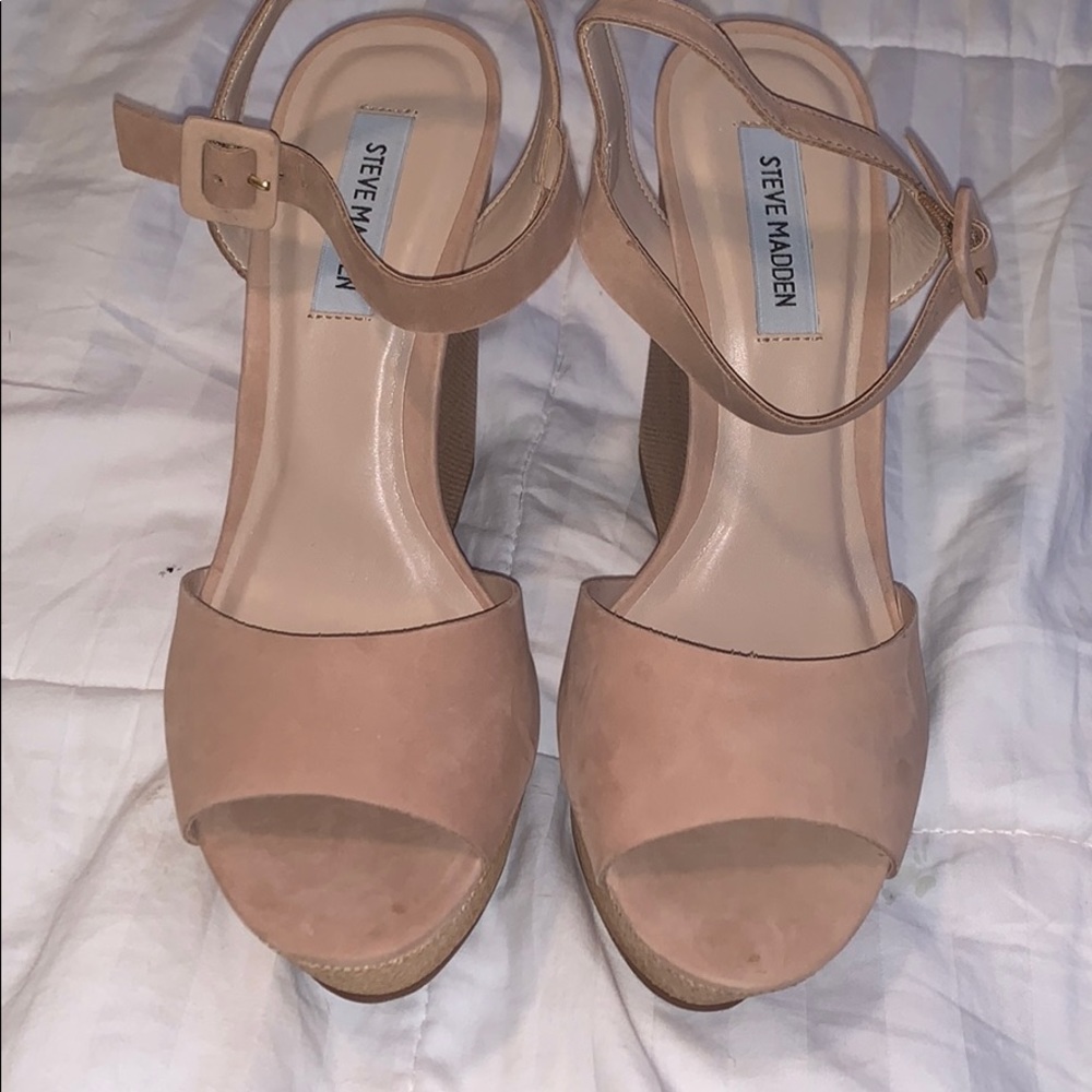 cream steve madden wedges NEVER WORN